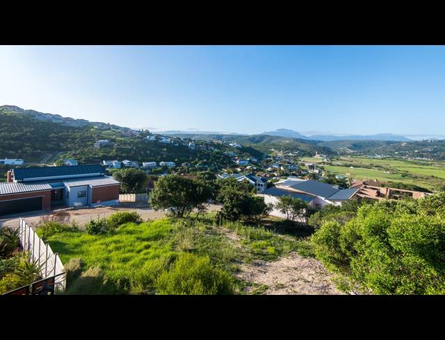 775M² VACANT LAND FOR SALE IN BERGSIG